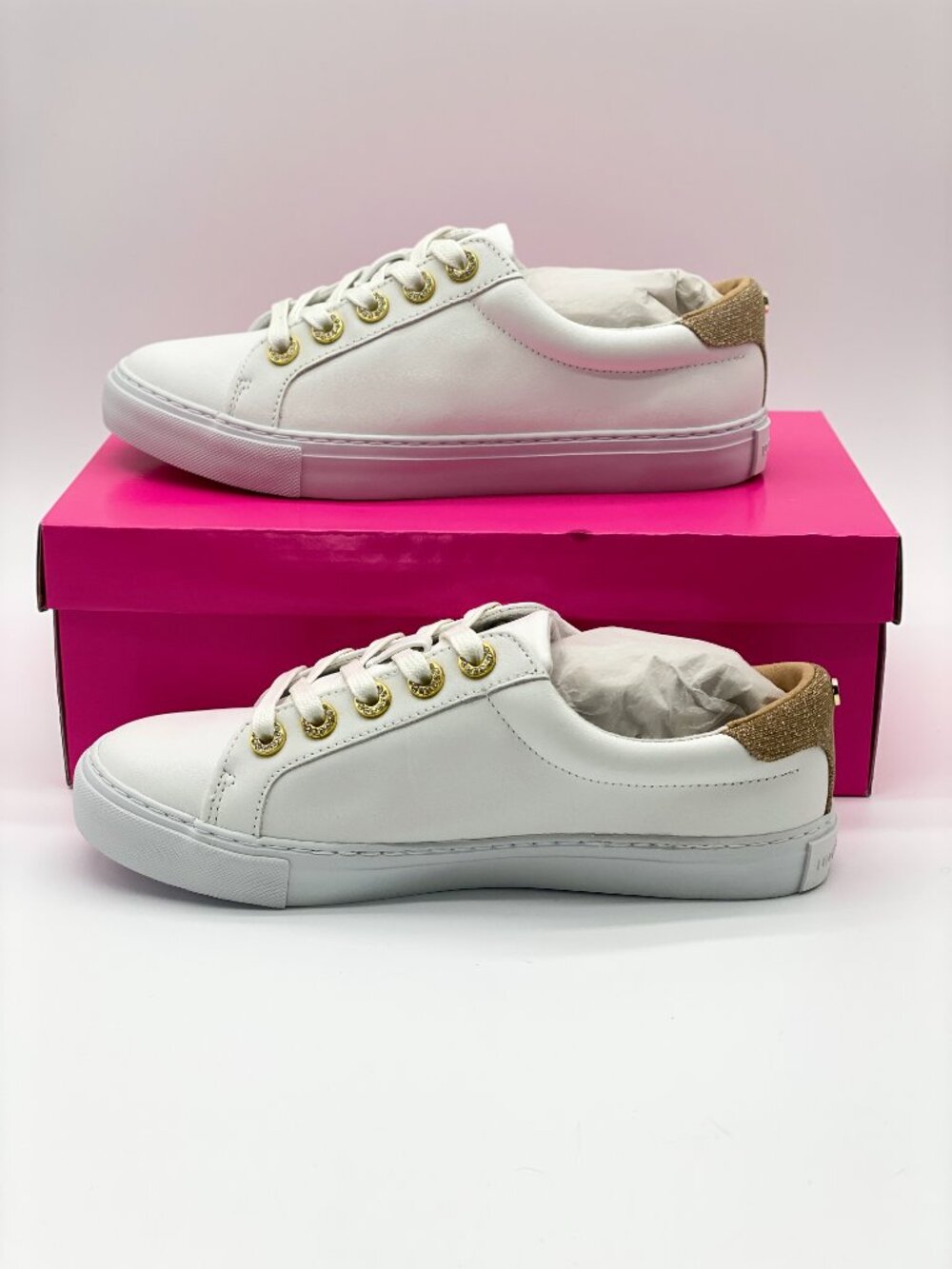 NWT Lilly Pulitzer Lux Hallie Sneaker Resort White Gold Accent 8.5 - Picture 6 of 7